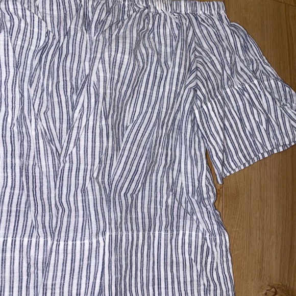 AG Jeans -  Off Shoulder ‘Sylvia’  Top NWOT - Picture 7 of 9